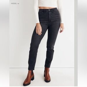 MADEWELL / High-Rise Slim Straight Roadtripper Stovepipe Jean Size 28
